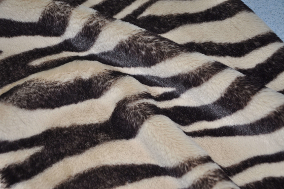 Baskılı İmitasyon Tavşan Kürk %100 Polyester 150cm CW Veya Ayarlanabilir